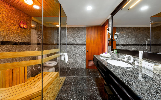 Muong Thanh Luxury Song Han Hotel