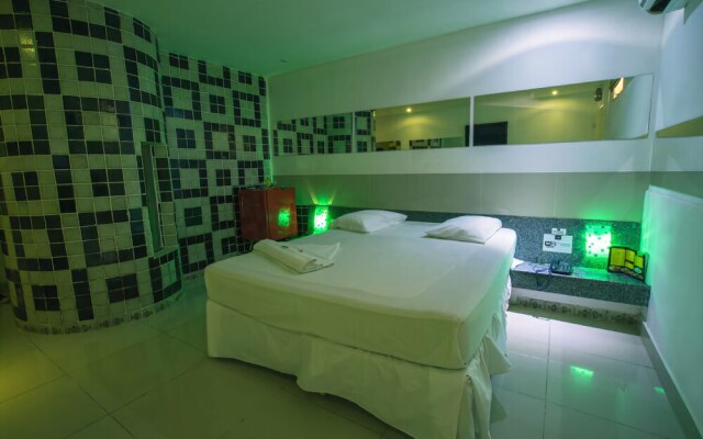 Motel Devaneios (Adult Only)