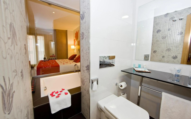 ELE Enara Boutique Hotel