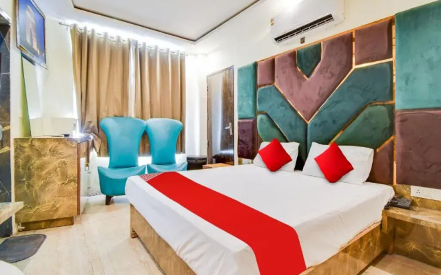 Hotel Double R