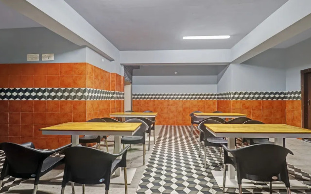 Treebo Trend 98 Street