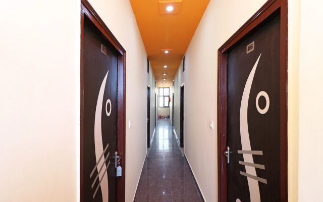 Hotel Dev by OYO Rooms