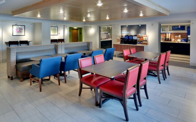 Holiday Inn Express Danville by IHG