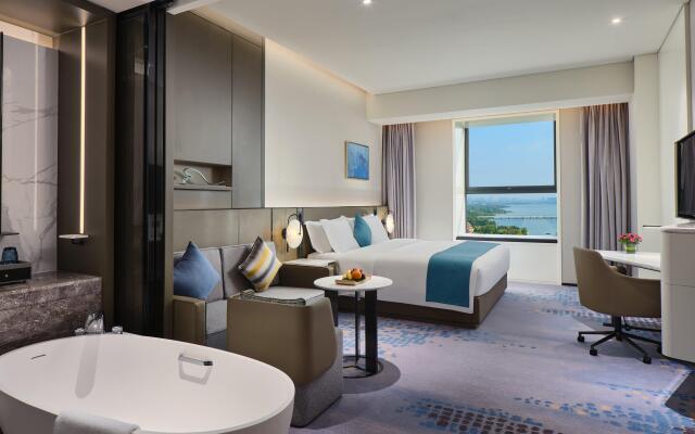 Crowne Plaza Wuhan Development Zone by IHG