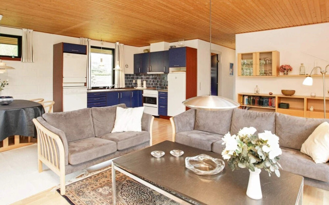 4 Person Holiday Home in Vaeggerlose