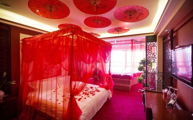 Love Romantic Scene Hotel