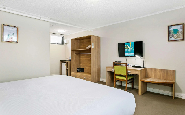 Quality Inn Sunshine Haberfield