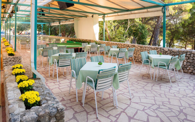 Sunny Makarska by Valamar