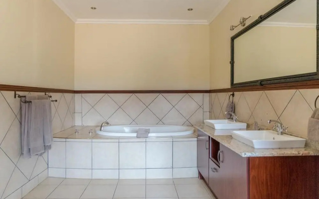 Zebula Boutique Hotel