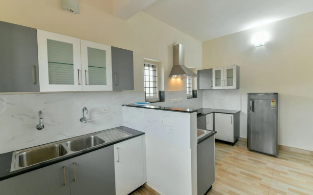 Arathi Apartments By OYO Rooms