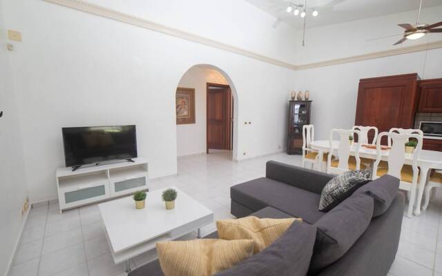 Casati Golden House, Great Pool & Garden!