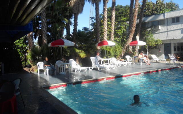 Tradewinds All Suites