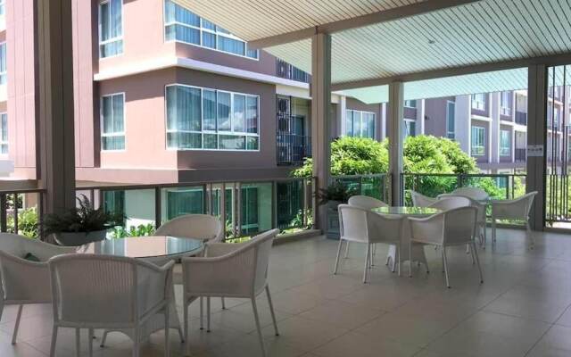 Baan Peang Ploen by Ying