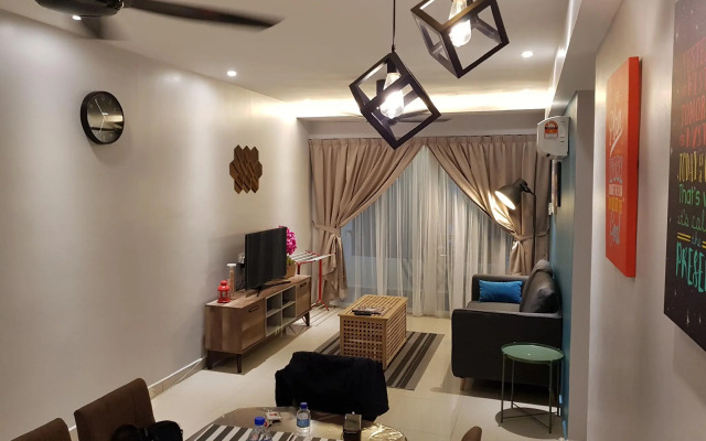 Mike's Place @ The Majestic Ipoh (Corner unit)