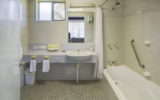 Haven Waters Motel & Apartments