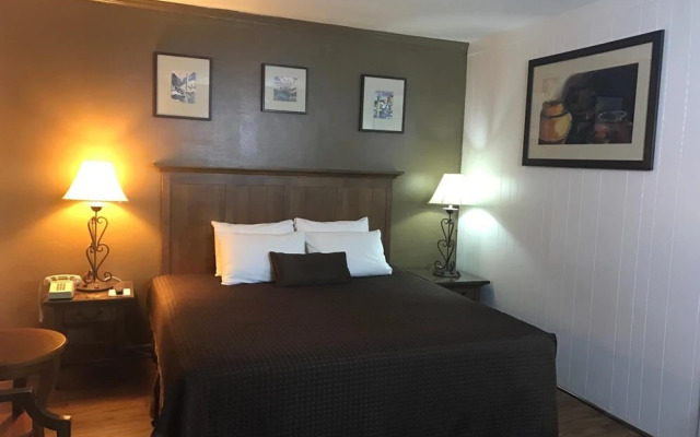 Canyonlands Motor Inn