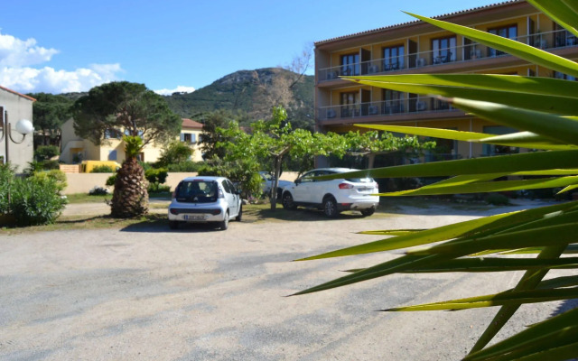 Hôtel Cyrnea