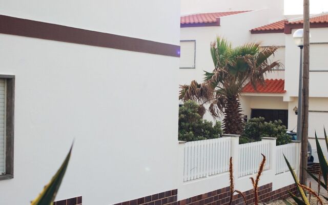 House With 5 Bedrooms in A dos Cunhados, With Wonderful sea View, Encl