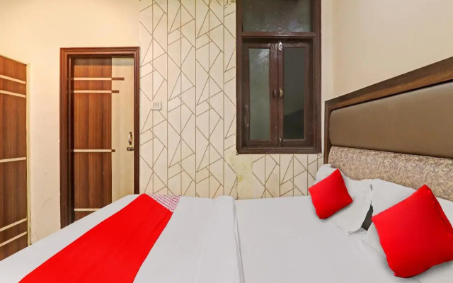 Oyo Flagship 806856 Hotel Ashirvad