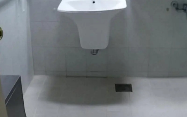 Utopia Guesthouse - Hostel