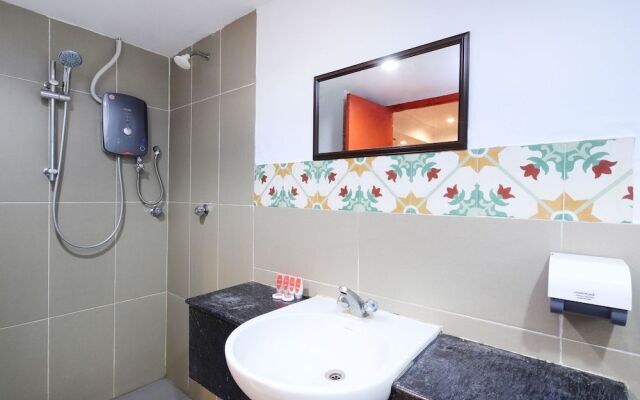 OYO 1045 Azimuth Hotel