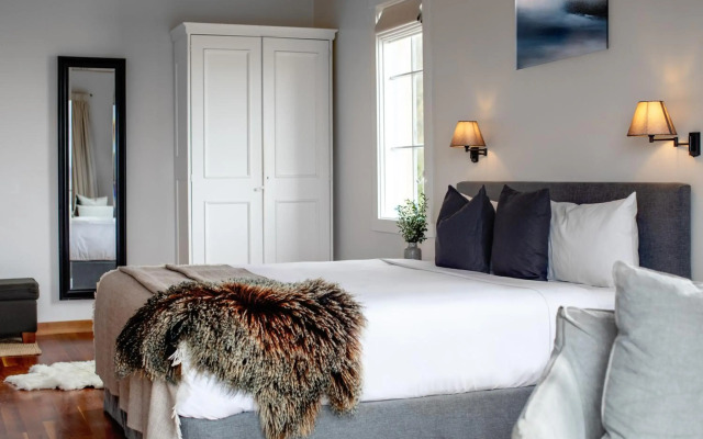 Piermont Retreat Swansea