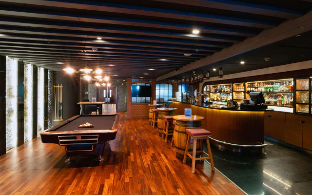 The First Collection Dubai Marina Hotel