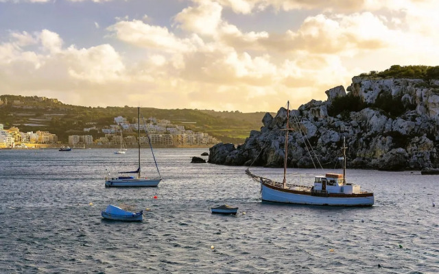 Sunset And Sea Views Apart St Paul's Bay