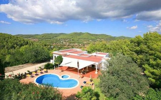 Villa with 3 Bedrooms in Santa Eulària Des Riu, with Private Pool, Furnished Terrace And Wifi