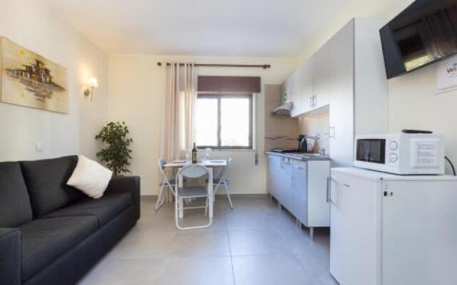 Carol's Beco Apartments by Seewest