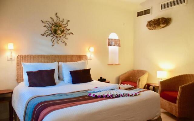 Playa Palms Beach Hotel