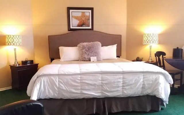 Seaside Oceanfront Inn