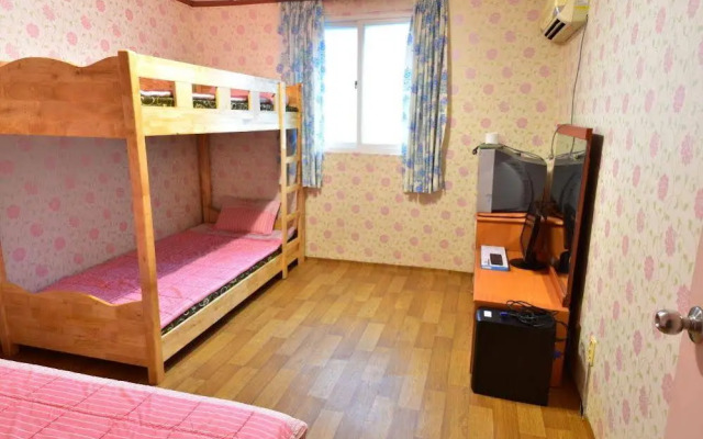 Seorak Mountain Cabin