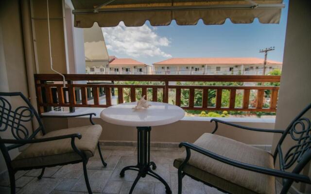 Dreamcatcher Luxury Villa, 1 min walk to beach