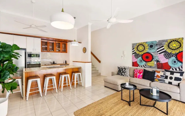 Melaleuca Hideaway - Beach Pool Free Parking