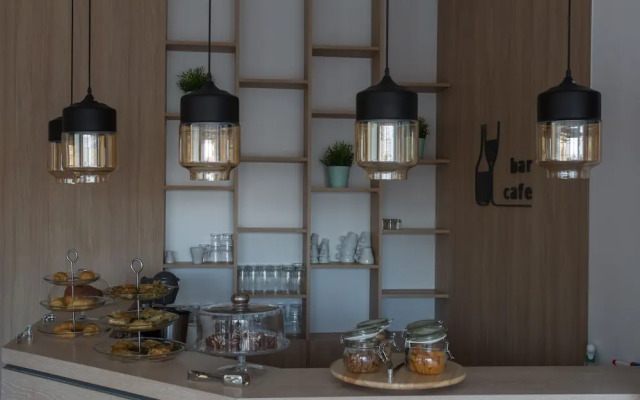 Theofilos City Hotel