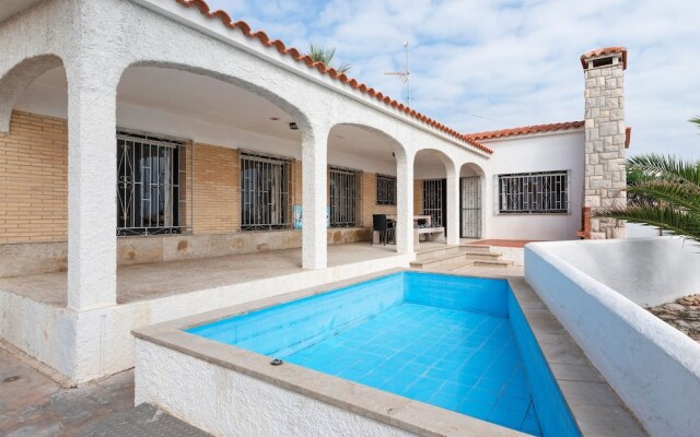 Stunning Holiday Home On The Spanish Coast With Children's Pool