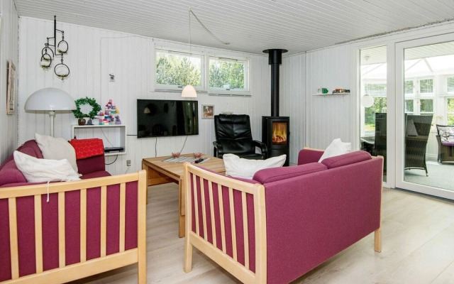 Simplistic Holiday Home in Ringkøbing near Sea
