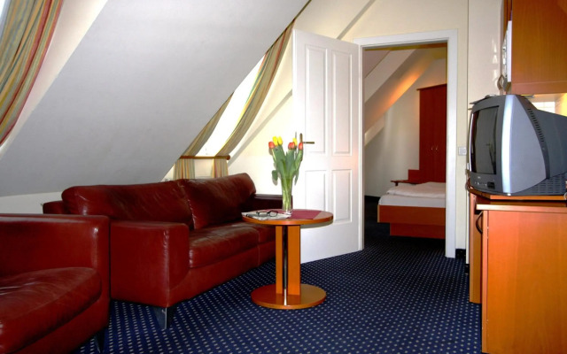 Suite Hotel 900m zur Oper