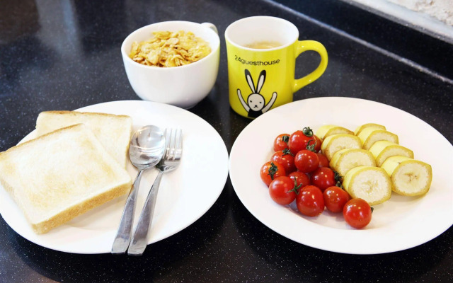 24 Guesthouse Myeongdong Avenue