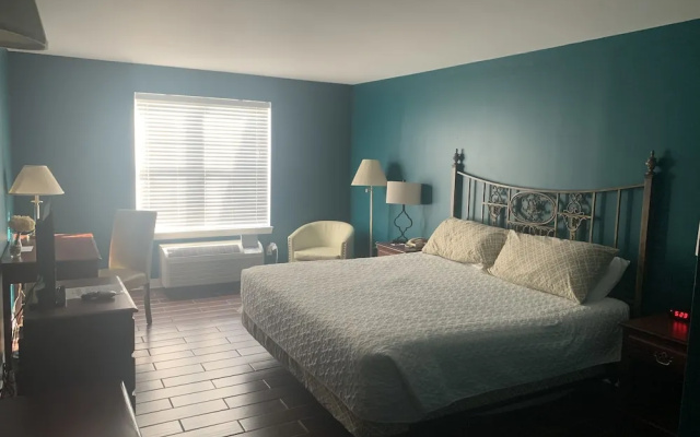 French Quarter Inn