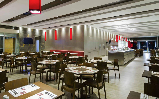 ibis Medellin