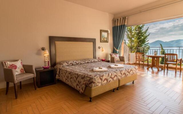 Varko Luxury Suites