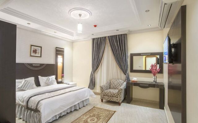 Al Ezzah Palace Hotel Suites