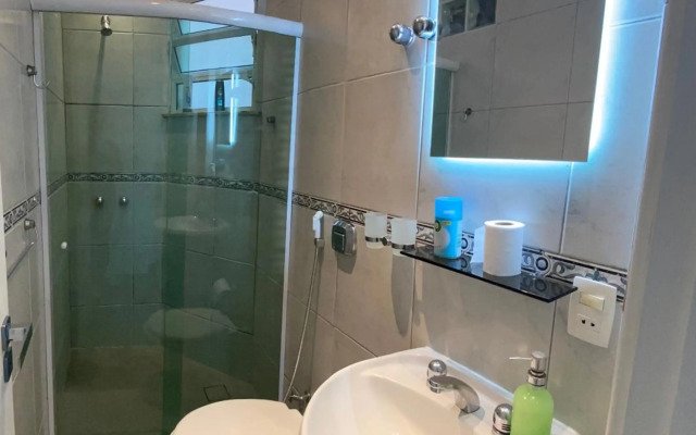 Apartamento Copacabana Xavier da Silveira 40