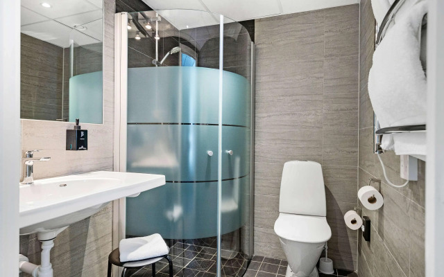 Best Western Plus John Bauer Hotel