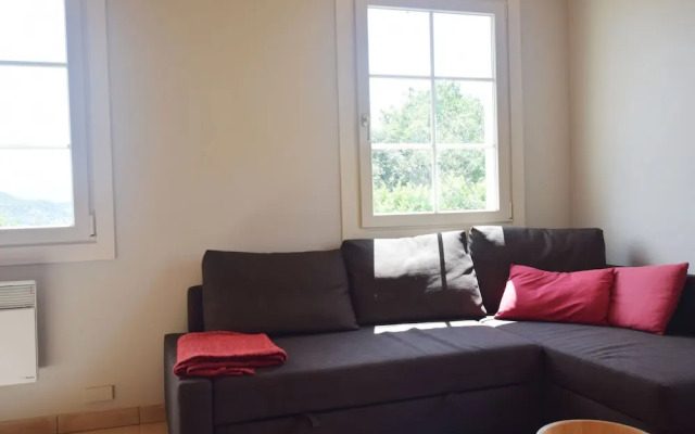 House With Panoramic View and Swimming Pool in Ardã¨che