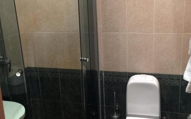 Отель Дафна