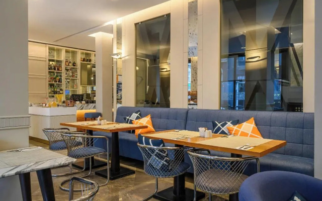 Four Points Flex by Sheraton Istanbul Taksim Square