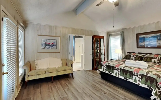 Enchanted Forest by Ruidoso Vacation Rentals